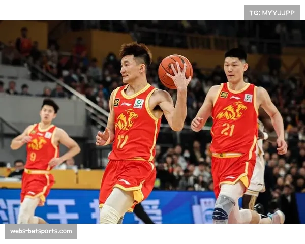 孙铭徽掌控广厦进攻节奏 场均助攻抢断显价值